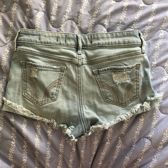 Hollister Sz 0 Vintage Low Rise Denim Shorts - Picture 3 of 4